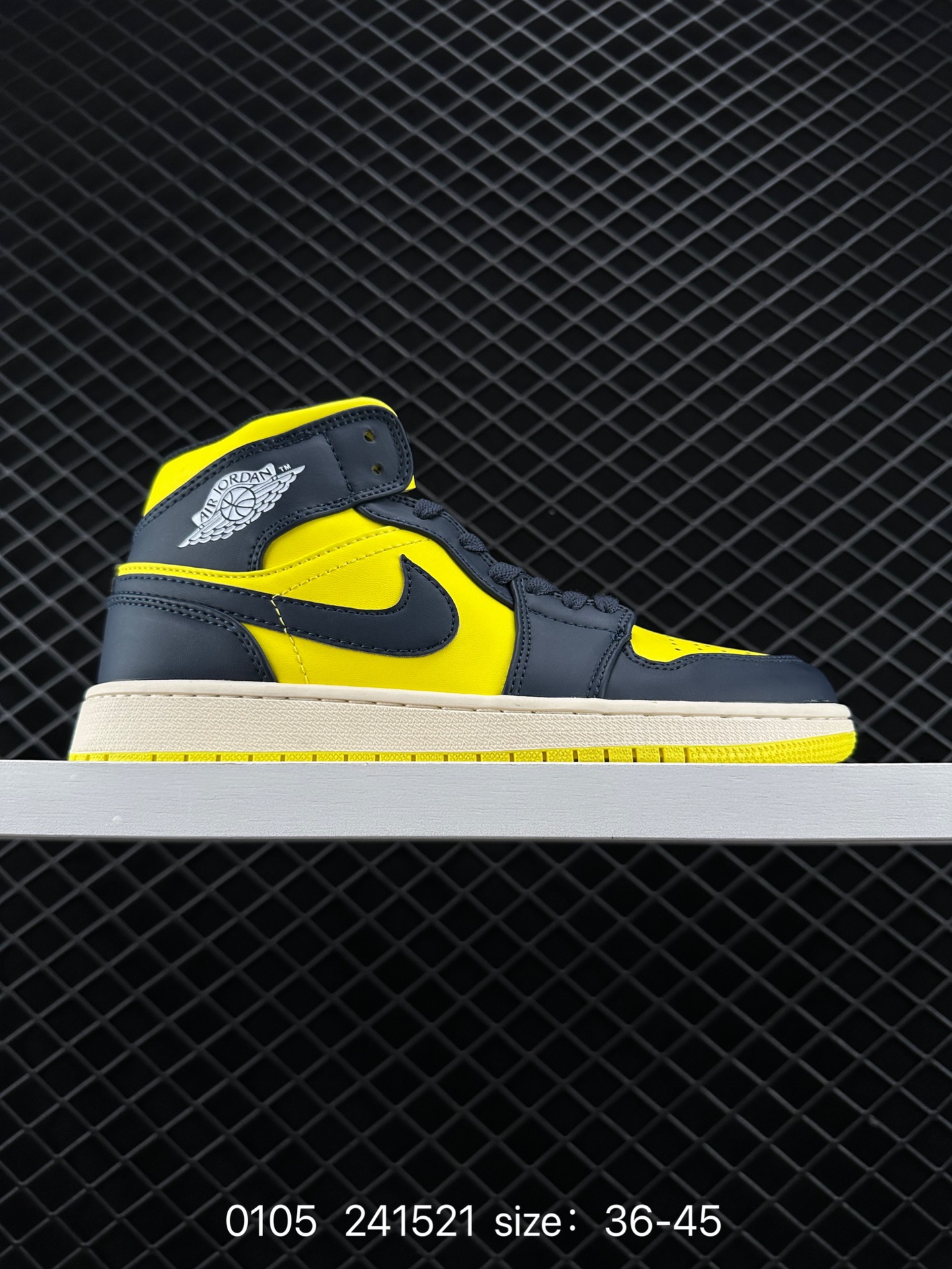 Nike Air Jordan 1 Retro High OG”Black/White“